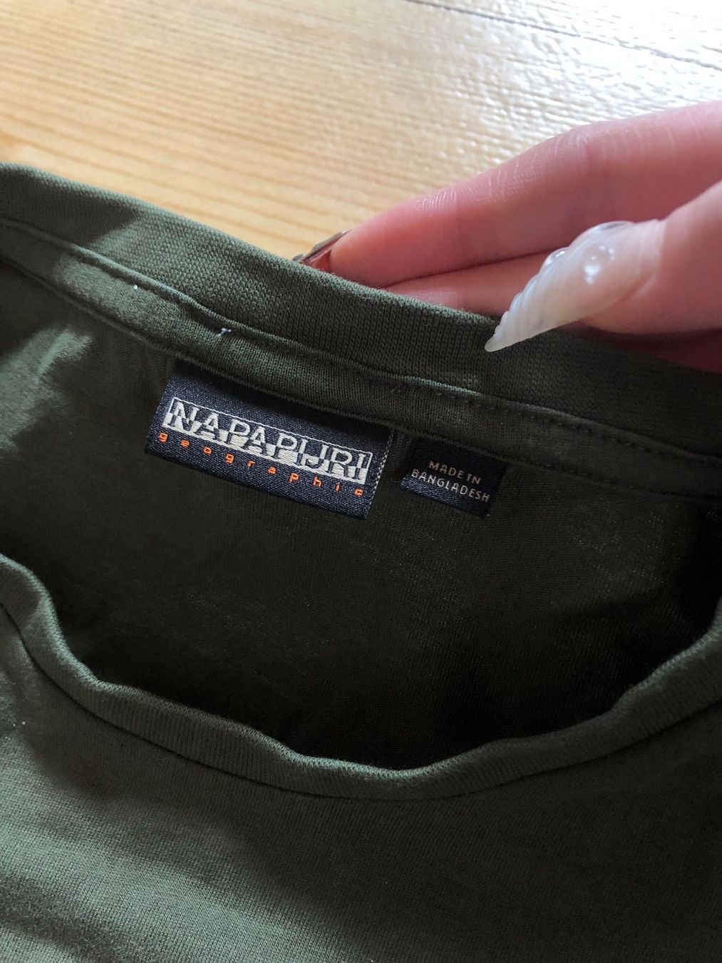 Napapijri T-Shirts: T-shirt Napapijri kaki – Gebraucht aus Bulle von sop_ct6x 1