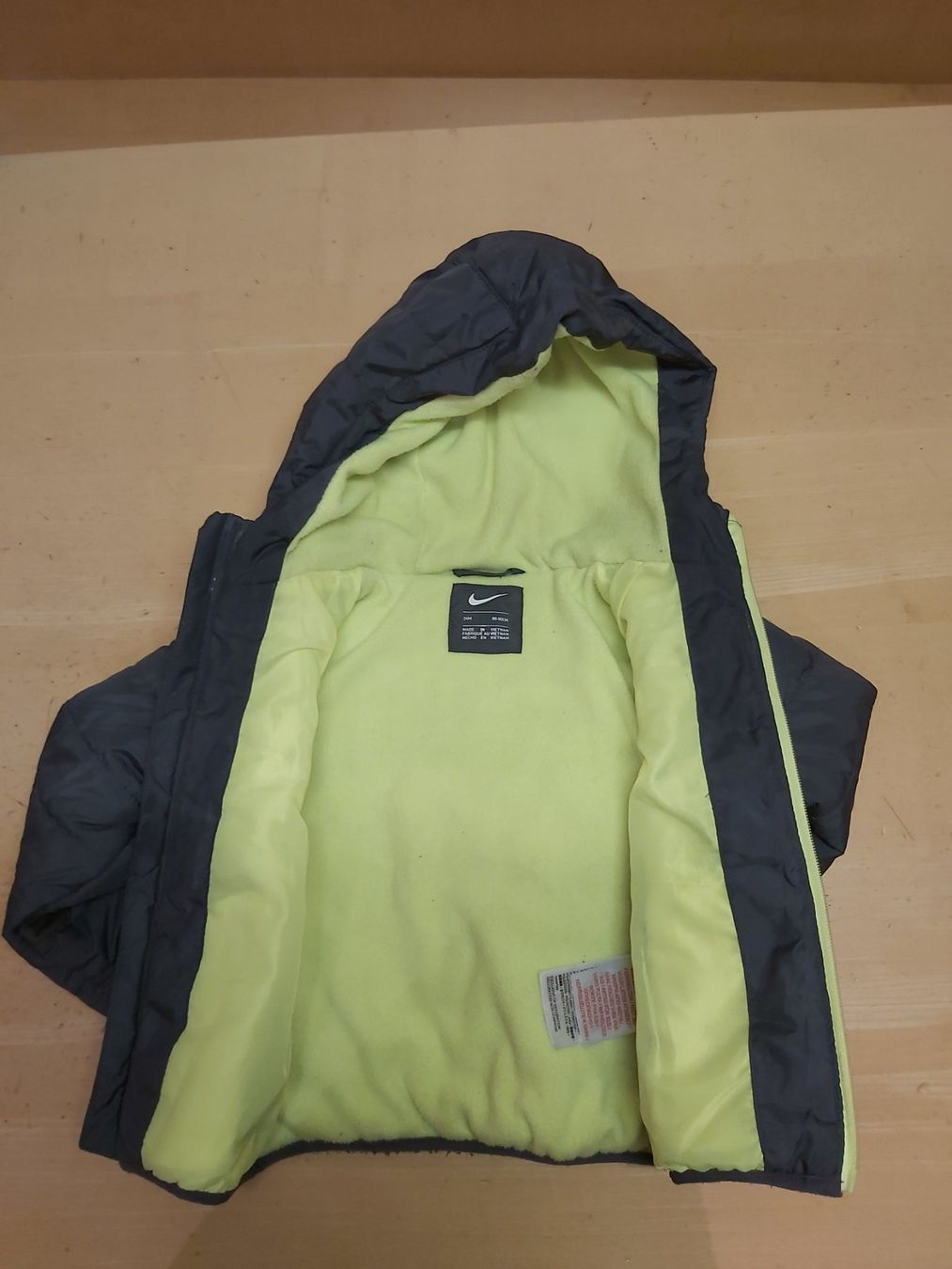 Nike Giacche & Cappotti: Winterjacke junge Gr. 86-92 – Usato da Disentis/Mustér venduto da epa_862v 2