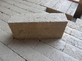 Lehm Ziegel Steine ca. 1100 Isolierung für Boden Wand Mauer