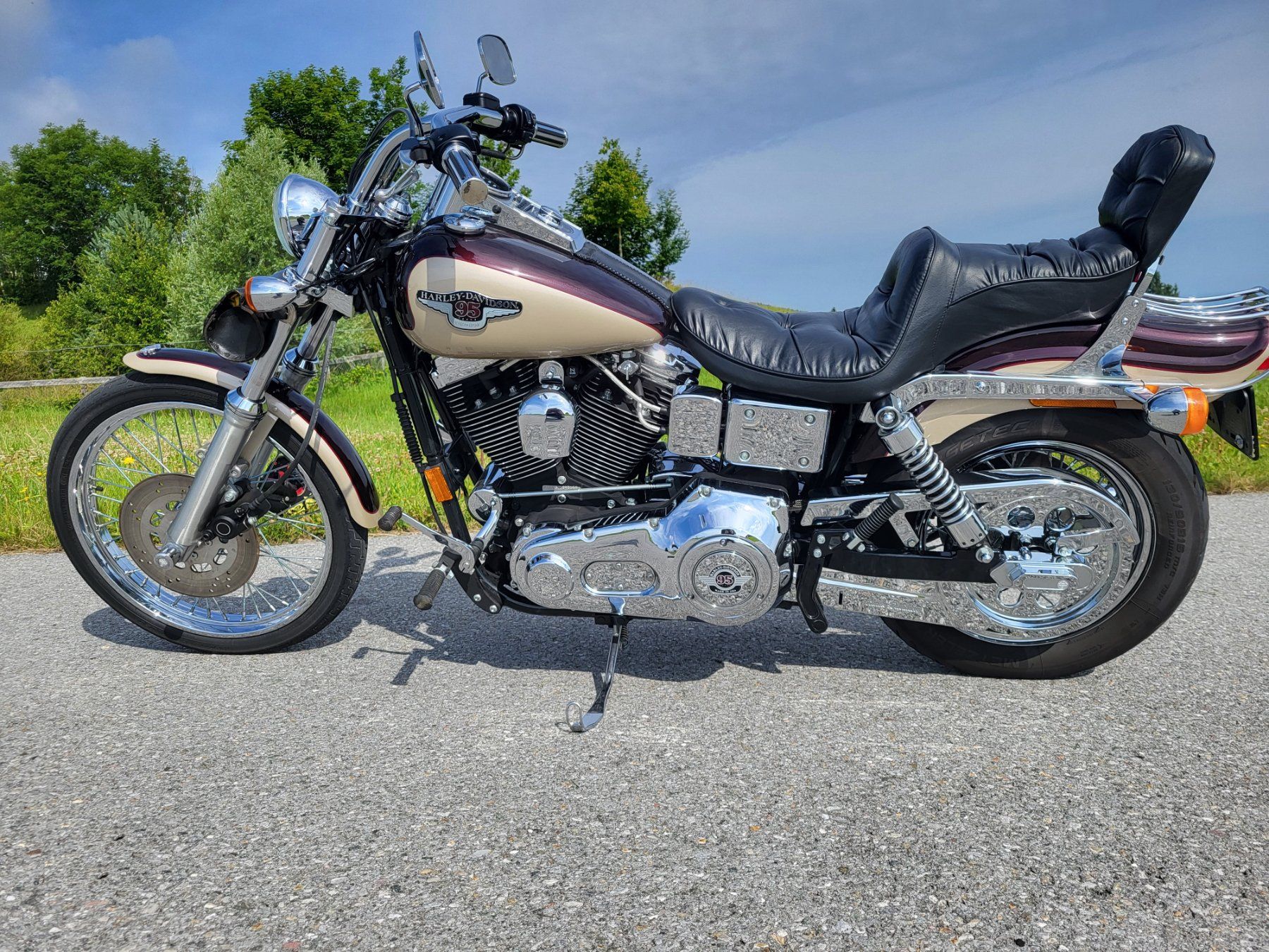 Harley-Davidson Chopper: HARLEY-DAVIDSON FXDWG Dyna Wide Glide 95 TH Anniversary – Gebraucht aus Thal von roeli57 1