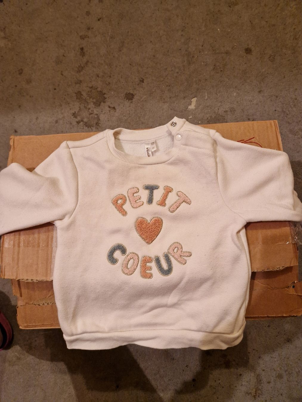 Pulls et sweat-shirts: Pull taille 74 – D'occasion à Gland par or88or