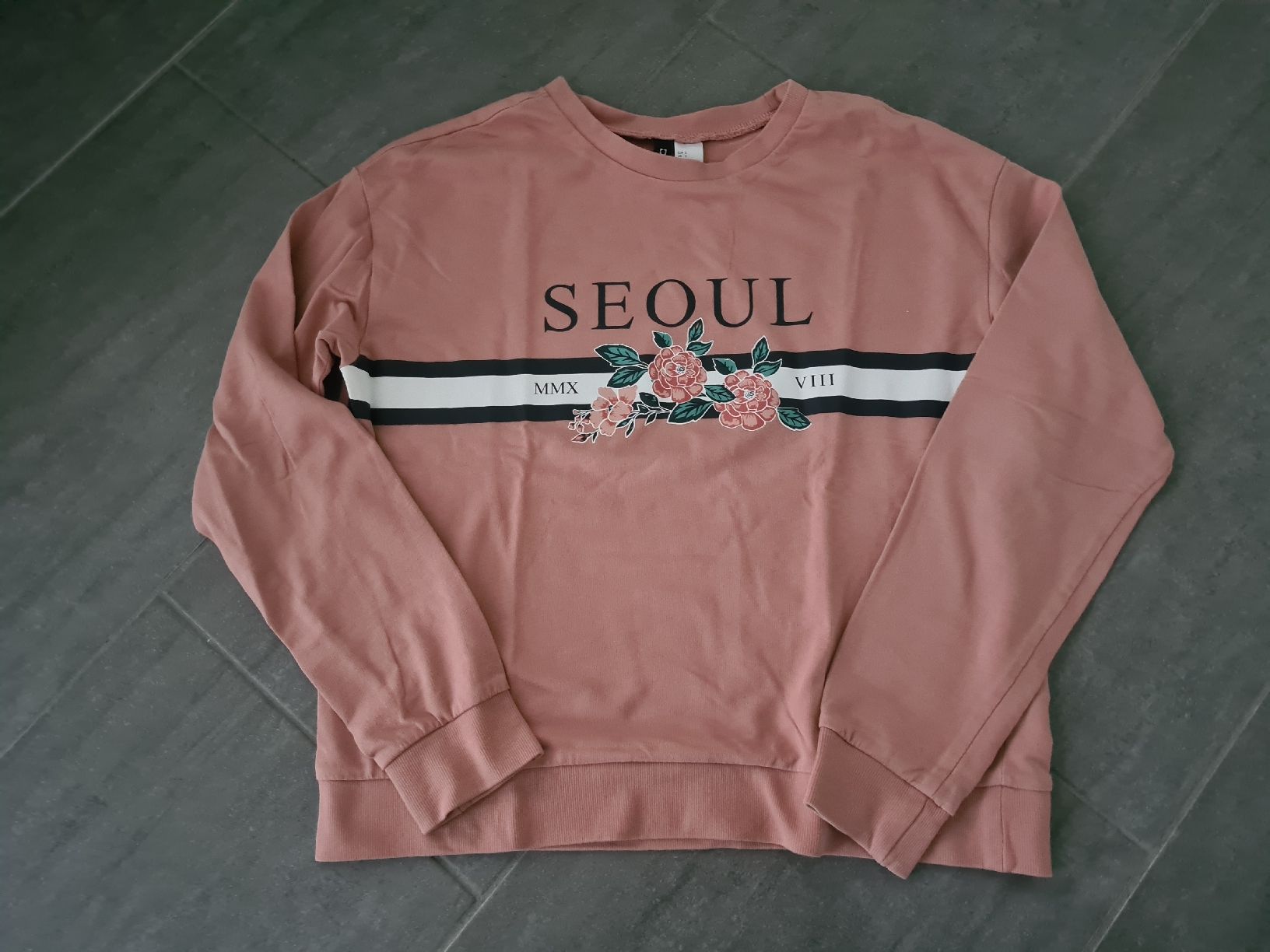 H&M T-shirt: H&M Divided Pulli Gr.S – Usato da Mezzovico venduto da maemy