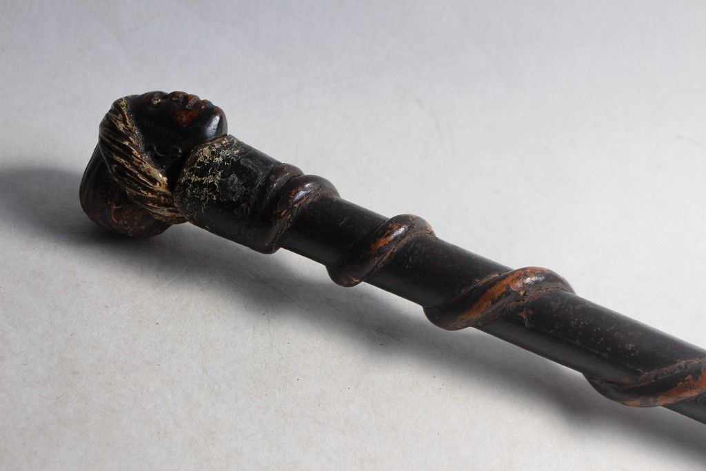 Altre raccolte & rarità: Ancienne Canne épée de chef africain – Usato da Vandoeuvres venduto da Dom-Tom