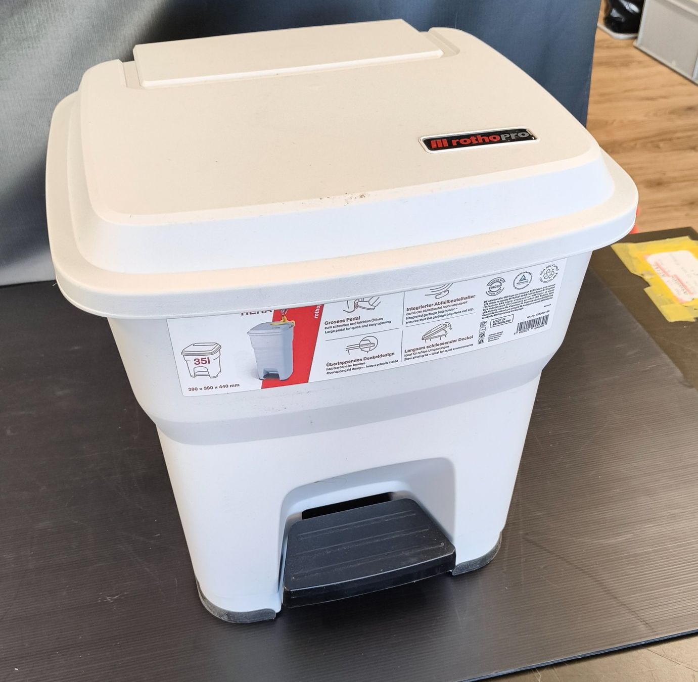 Rotho Cestini per rifiuti: Rotho Pro Mülleimer 35L – Usato da Basel venduto da bk_brockibasel