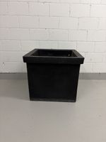 Quadratischer Pflanzkübel schwarz 55x55cm gebrauchter Zustan