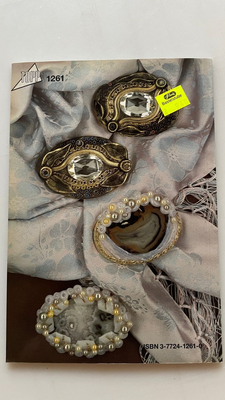 Livres: Modeschmuck mit Kunststoff-Modelliermassen – D'occasion à Glattfelden par cybermaxx 1