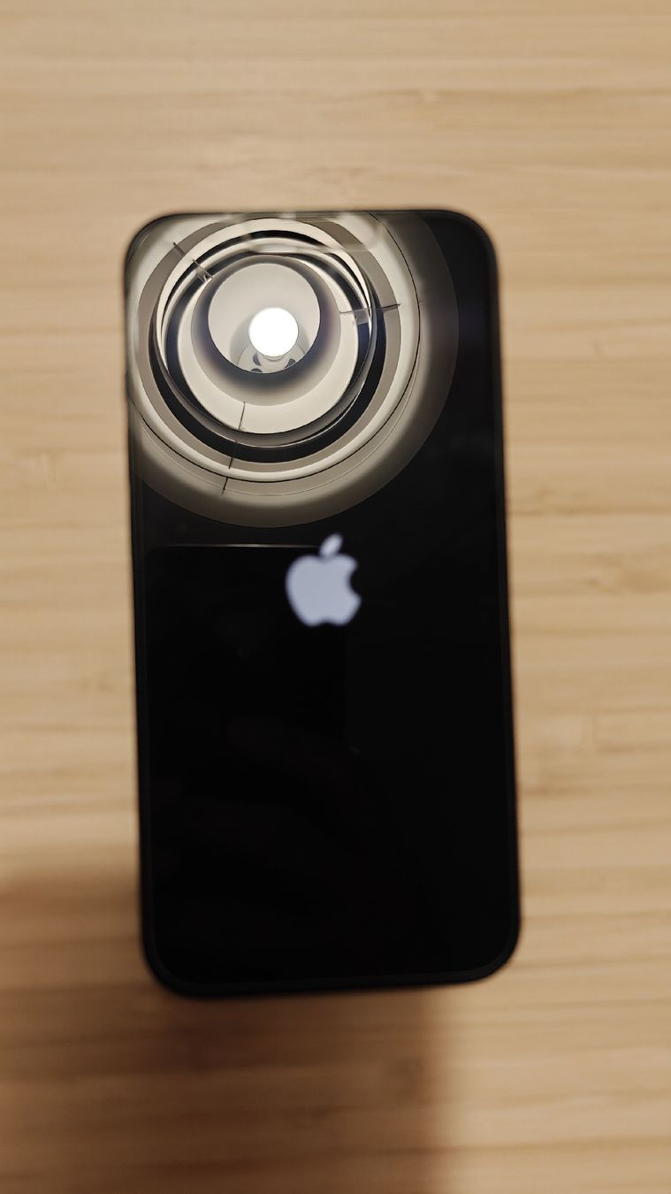 Apple Telefoni cellulari / Smartphones: iPhone 13 128Gb Midnight – Usato da Nyon venduto da Mumucelo