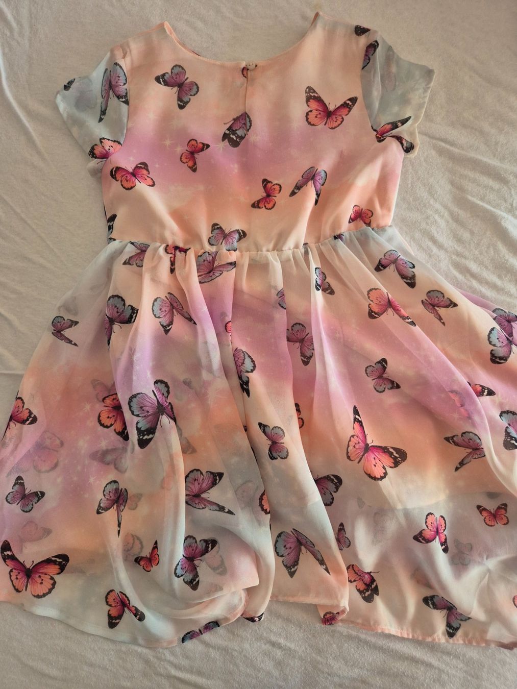 H&M Vestiti & Gonne: Kleid mit Schmetterlingen, Grösse 110 – Usato da Altendorf venduto da MiriCaj 1