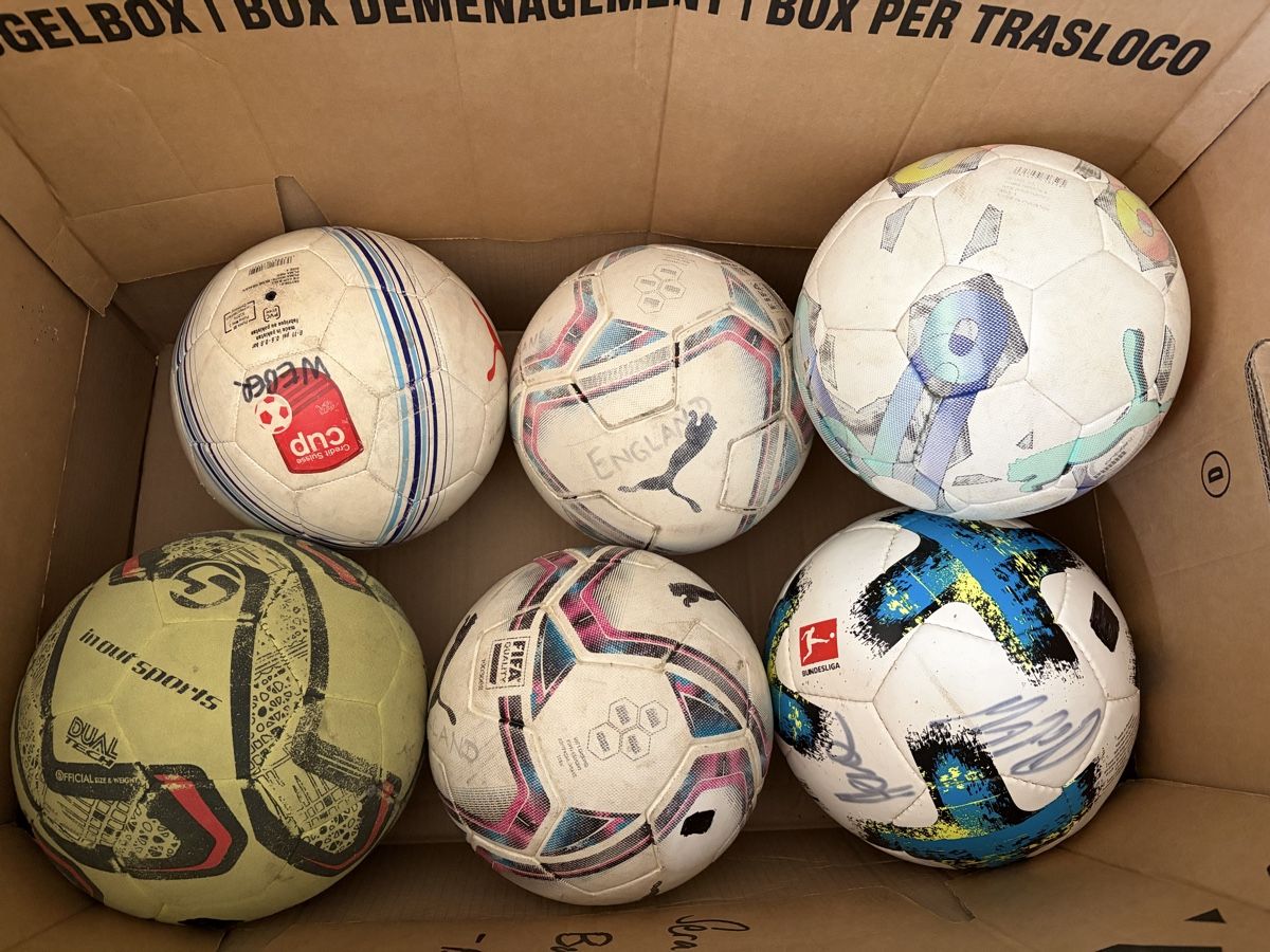 Palloni: Fussbälle – Usato da Hochfelden venduto da larson27 1