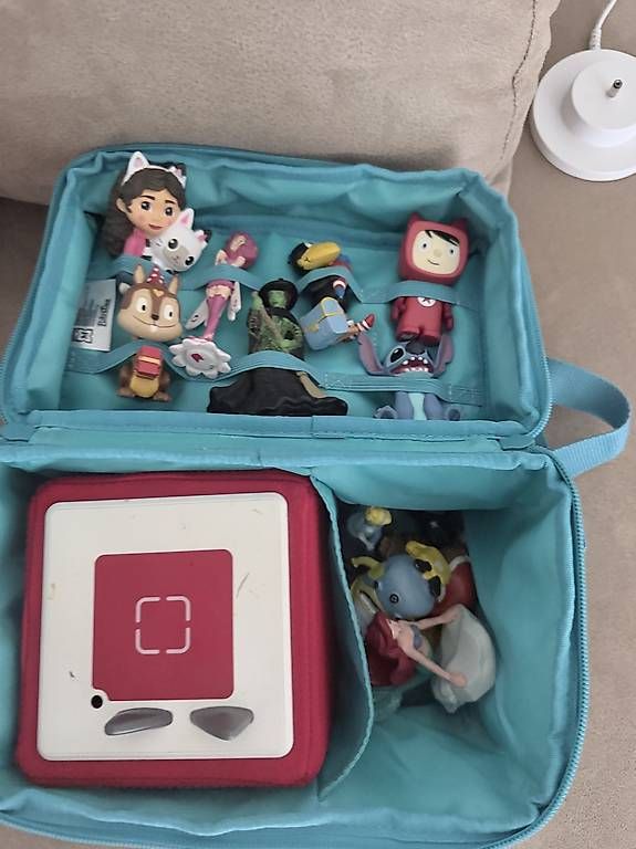 Jouets: TonieBox + mit 14 Figuren + TonieTasche  – D'occasion à Schafisheim par ser_k77c 1