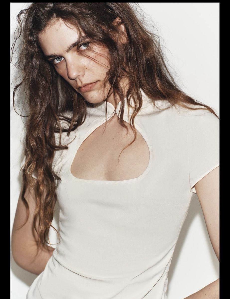 Zara T-shirts: Zara shirt  – Neuf avec emballage d'origine à Opfikon par aro_f66t 1