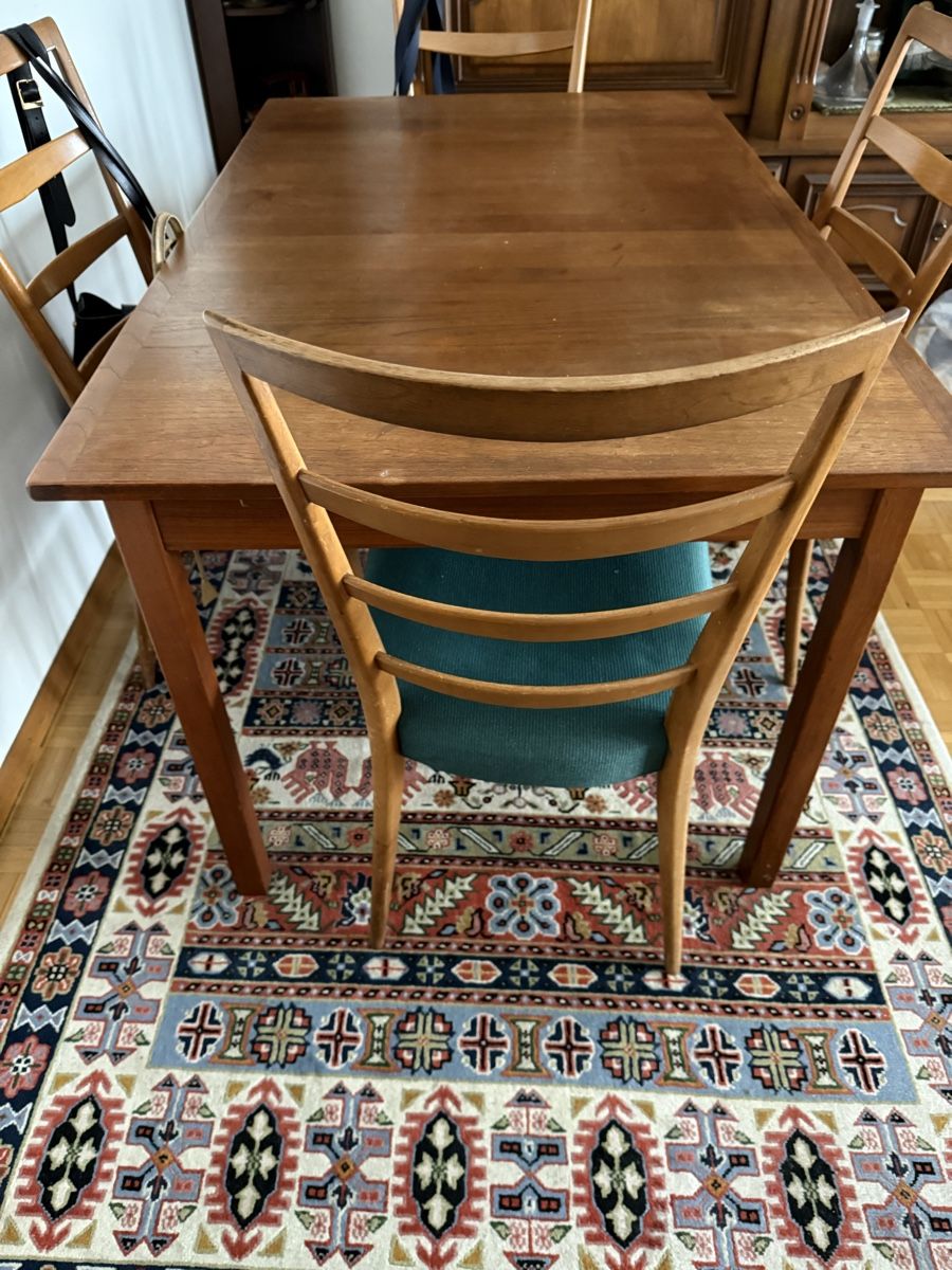 Set di tavolo e panche: Esstisch mit 4 Stühlen- Standort: 6900 Lugano – Usato da Zürich venduto da dotesio1972 2