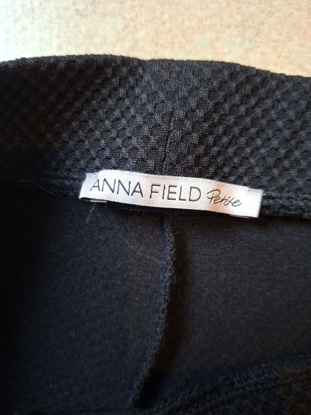 Anna Field Röcke: Schwarzer Midirock von Anna Field, Grösse 40 – Gebraucht aus Klingnau von vollmond36 5