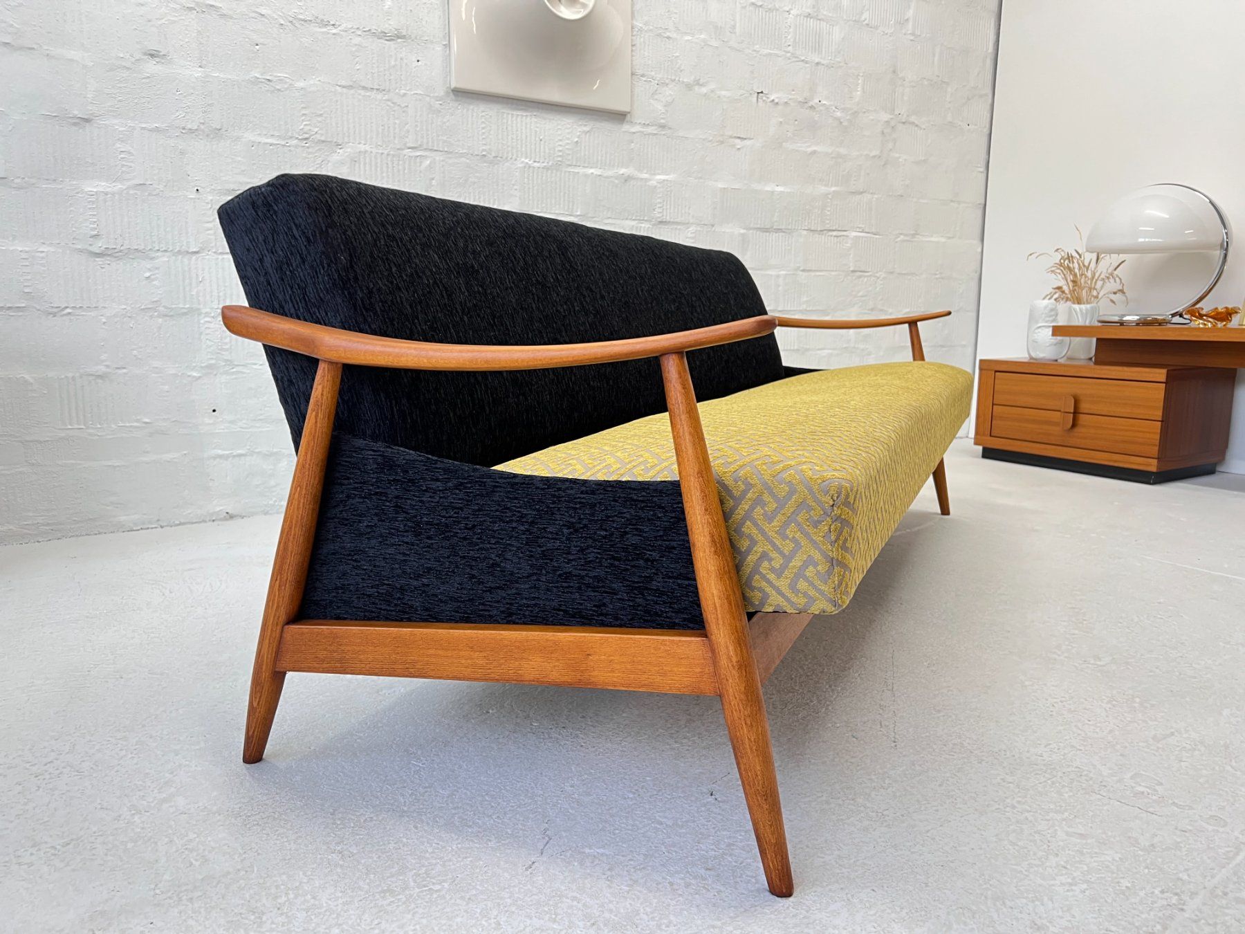 Divani: Vintage Sofa, Daybed, Kanapee - Bergmann Möbel – Usato da Walzenhausen venduto da stilvollwohnen 7