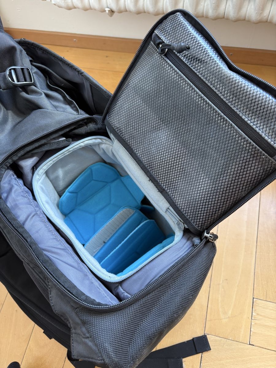 Zaini: Thule Covert DSLR Rolltop Backpack Kamera Rucksack – Usato da Zürich venduto da ChrisCF 4
