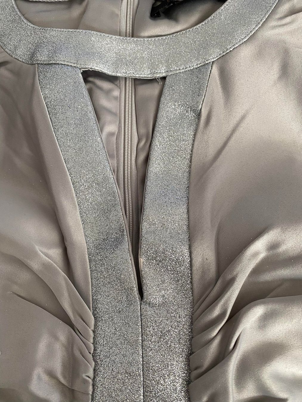 Vestiti: Minikleid grau silber Glitzer, Grösse 38 – Nuovo (secondo la descrizione) da Eschenbach SG venduto da Peachick 4