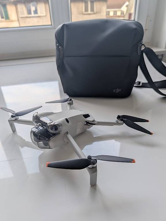 Modellismo RC: DJI MINI 4 PRO – Usato da Emmenbrücke venduto da Ppetrrr_