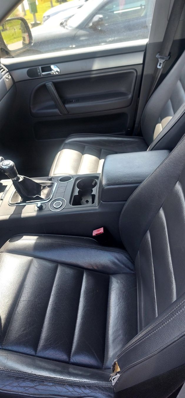 VW Automobili: VW Touareg 3.2 Benzin – Usato da Weite venduto da Auto_Plattis 4