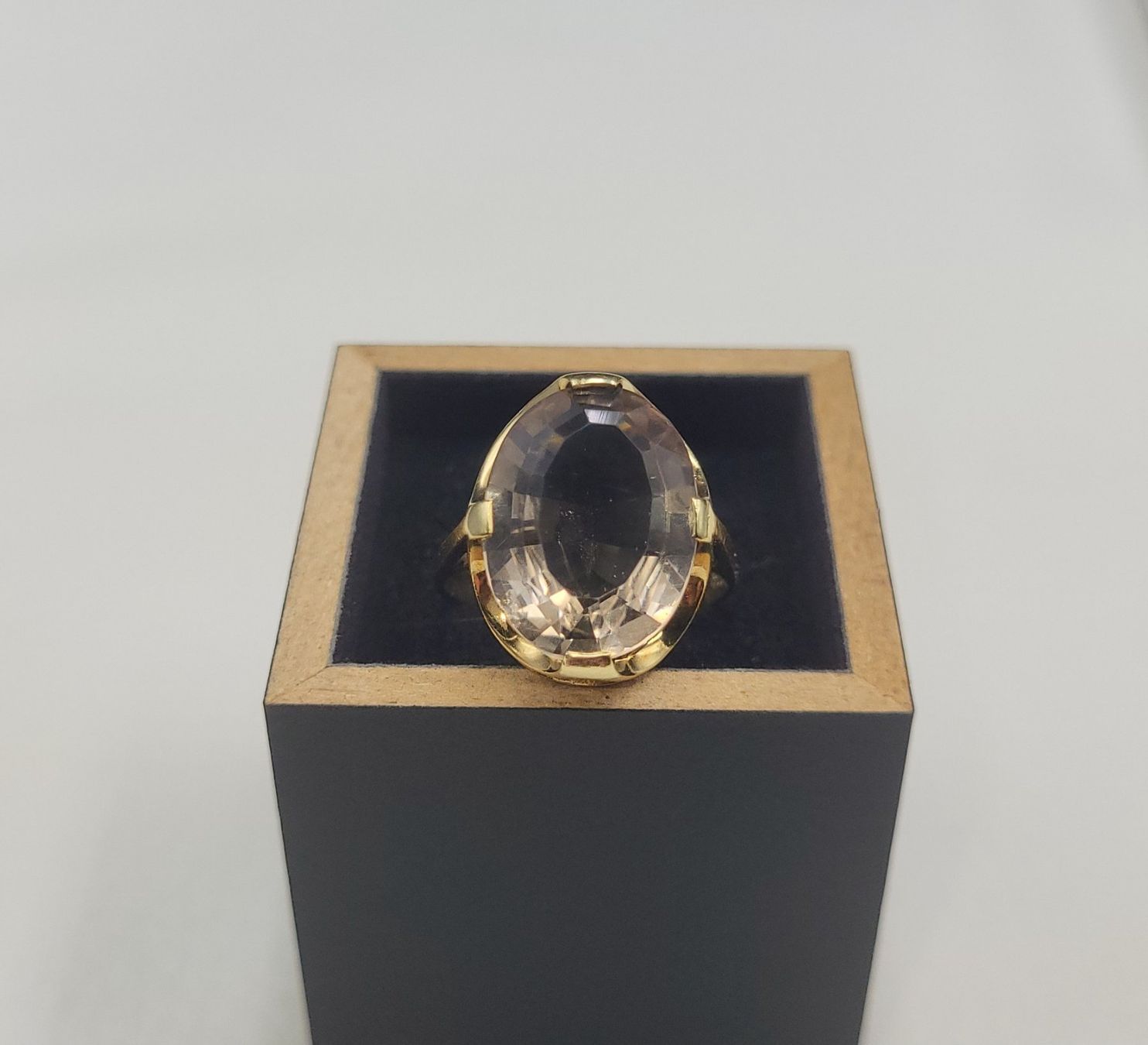 Anelli: Gold 585 Ring Mit Stein – Usato da Wald ZH venduto da Dasilver 1