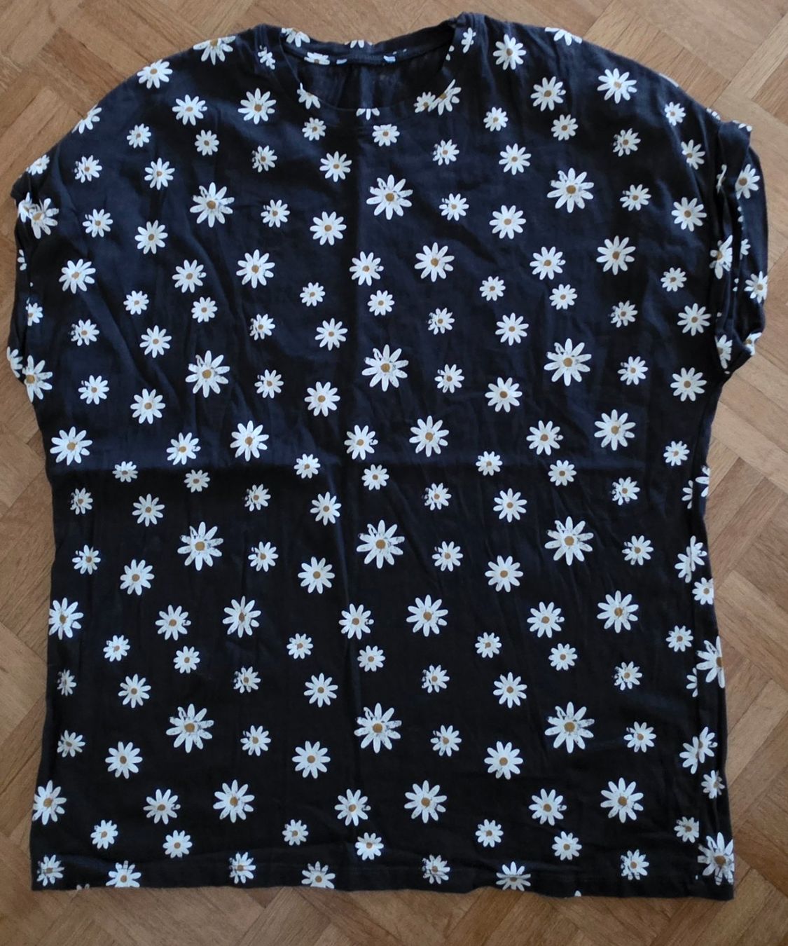 T-Shirts: Tshirt Taille XL – Gebraucht aus Yverdon-les-Bains von van_dq65 1