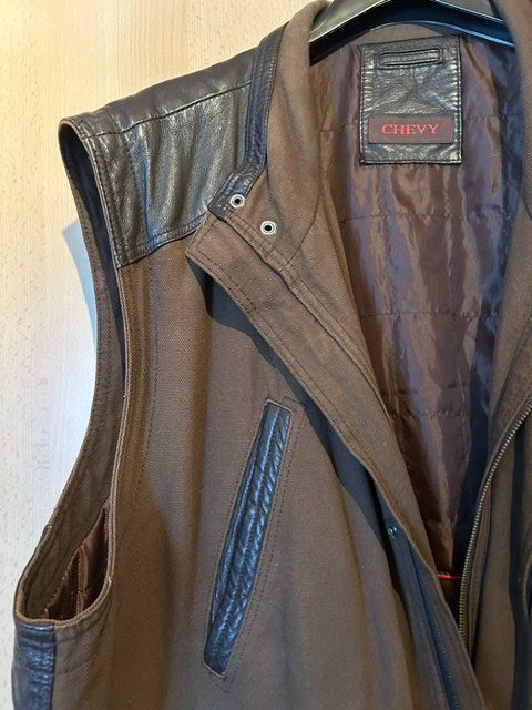 Gilets: Herren Gilet – D'occasion à Rickenbach Sulz par Wyatt 5