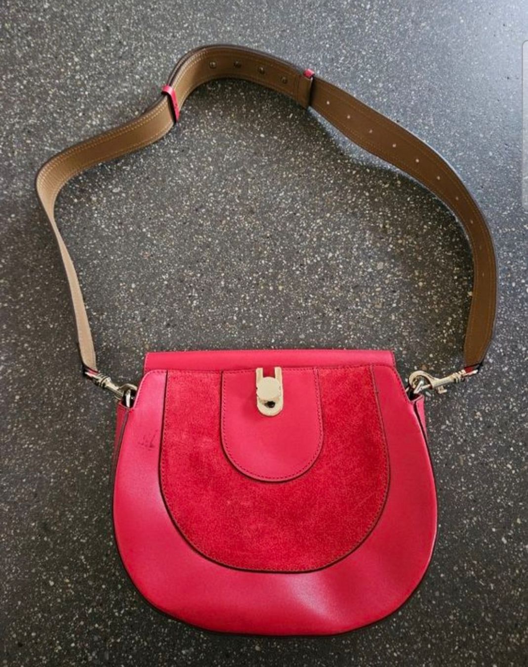 Massimo Dutti Borse da donna: Handtasche in Rot Massimo Dutti – Nuovo (secondo la descrizione) da Ormalingen venduto da nomolnoi