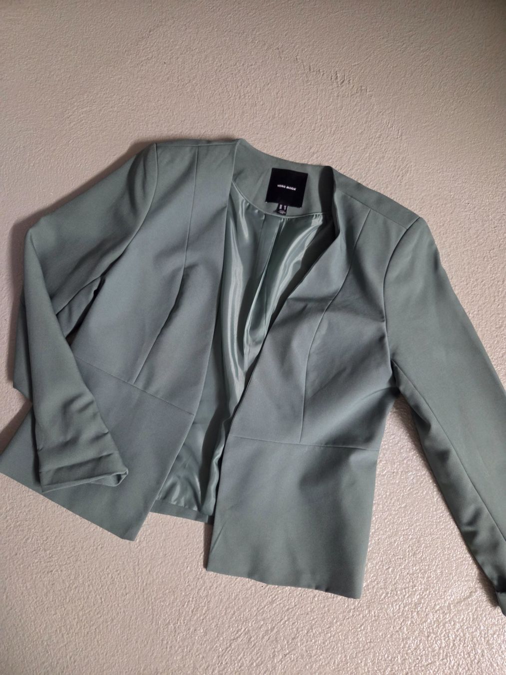 Vero Moda Giacche: Blazer – Usato da Oberiberg venduto da Dorimahei