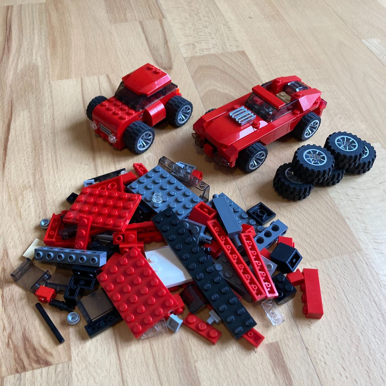 Lego Kit di costruzioni: LEGO Creator 4883 "Gear Grinders" – Usato da Chézard-St-Martin venduto da blaserya