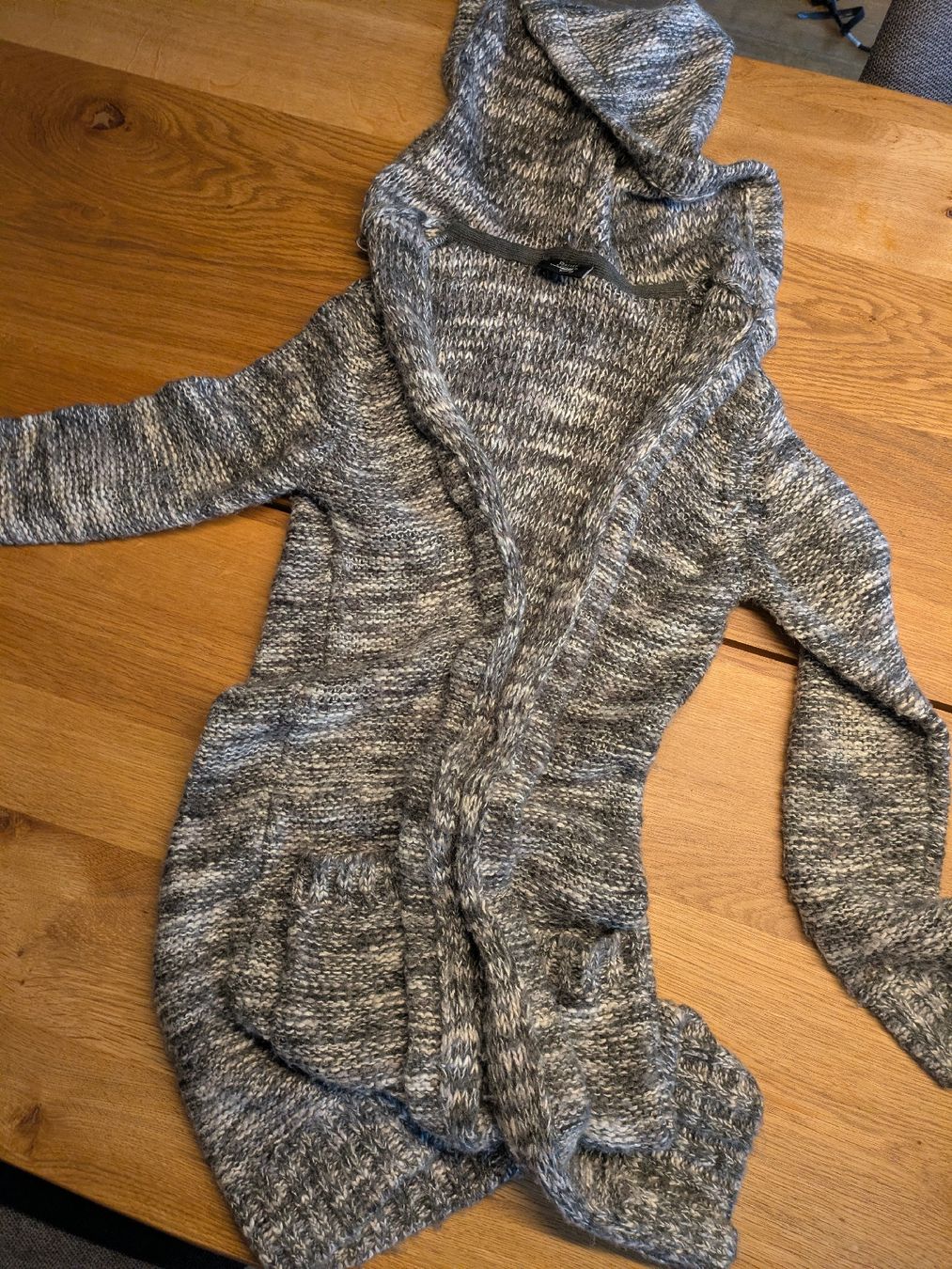 Lotti & Set di vestiti: Kleiderset der Grösse 140/146 – Usato da Meiringen venduto da Ninataborda 2