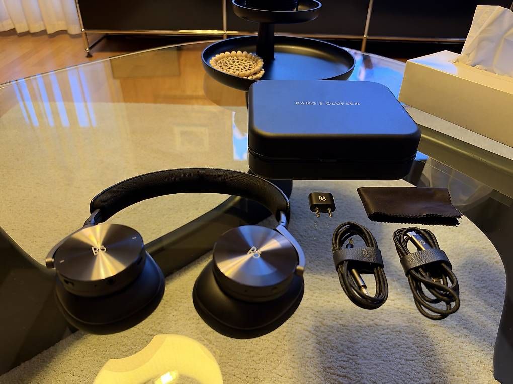 Cuffie: B&O H95 schwarz – Usato da Schwarzenburg venduto da HalloHallo25