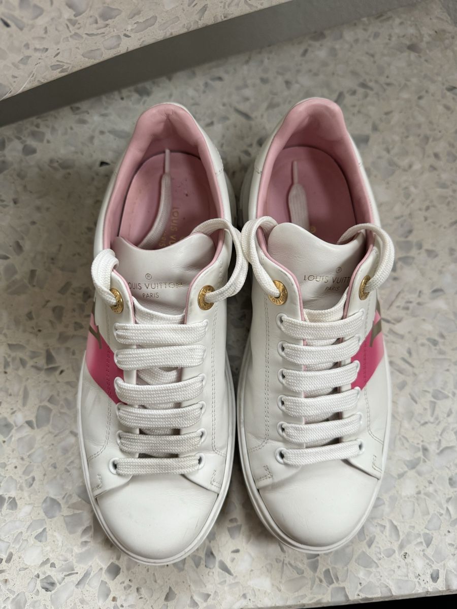 Louis Vuitton Scarpe da donna: Louis Vuitton Sneakers White Pink – Usato da Bevaix venduto da Charlene18 2