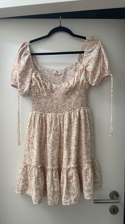 Sommerkleid floral von Sisters of the Tribe