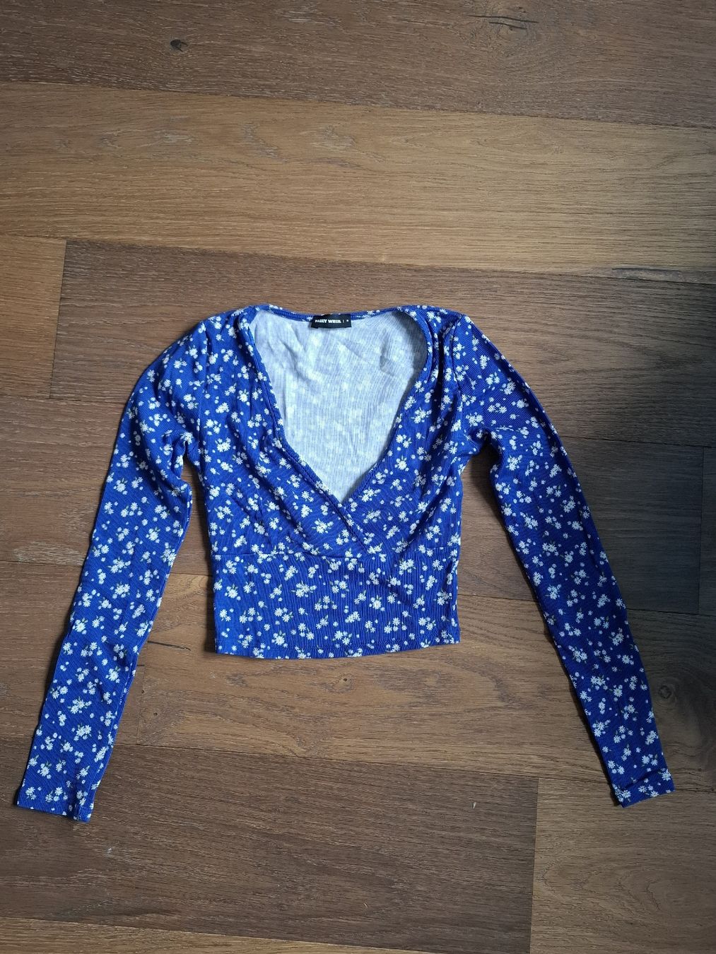 Tally Weijl Tops: Croptop  – Gebraucht aus Biel-Benken BL von lki_gn82