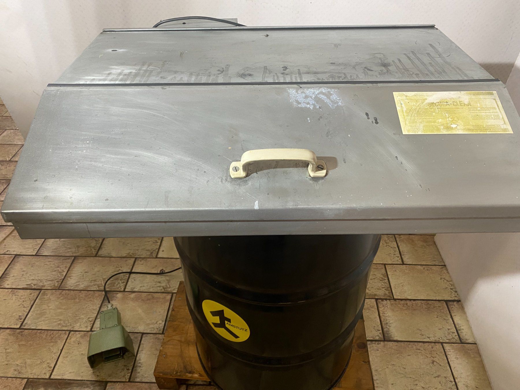 Tutti gli attrezzi: AMSTUTZ  bac de lavage – Usato da Cortaillod venduto da cri_hw2g 1
