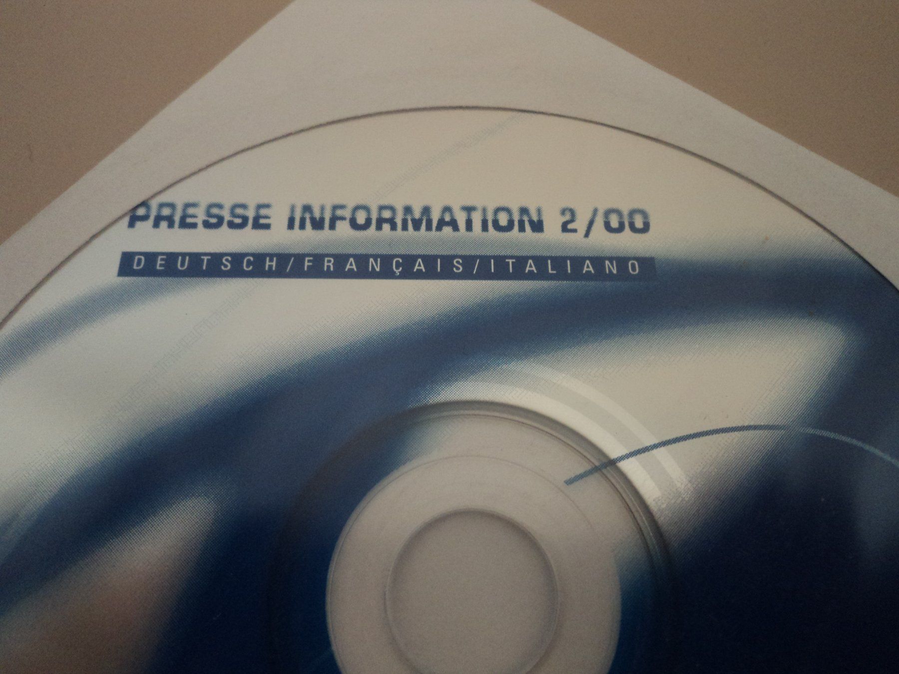 Hyundai Documenti: Prospekt CD Presseinformation Hyundai 2000 – Usato da Schwarzenburg venduto da modelCARama 2