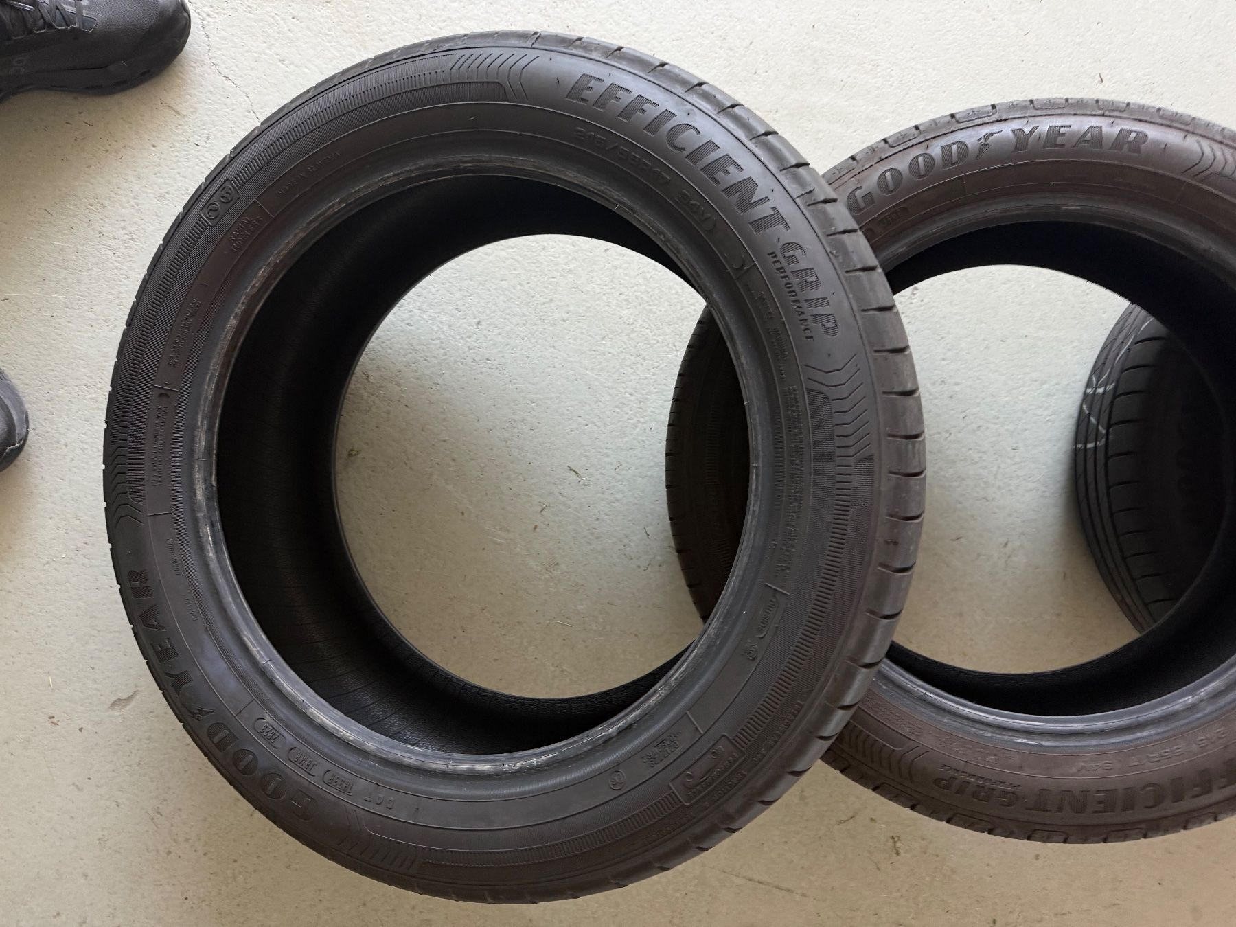 Goodyear Pneumatici & Ruote complete: Goodyear EfficientGrip Sommerreifen 215/55R17 – Usato da Däniken SO venduto da King-Automobile 1