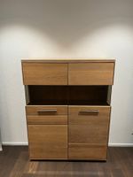 Highboard/Vitrine in Eiche massiv