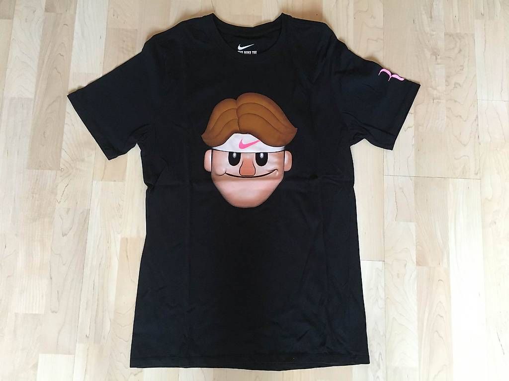 Nike T-shirt: Roger Federer T-schirt – Usato da Posieux venduto da Olux