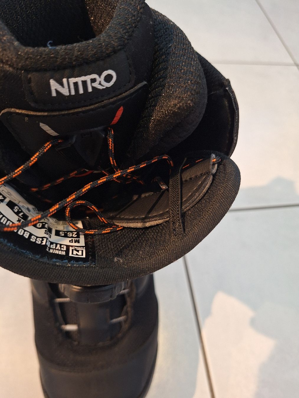 Snowboard Nitro Scarpe da donna: Nitro Snowboardschuhe - Damen Grösse 39 – Usato da Zürich venduto da CheyenneG00 6