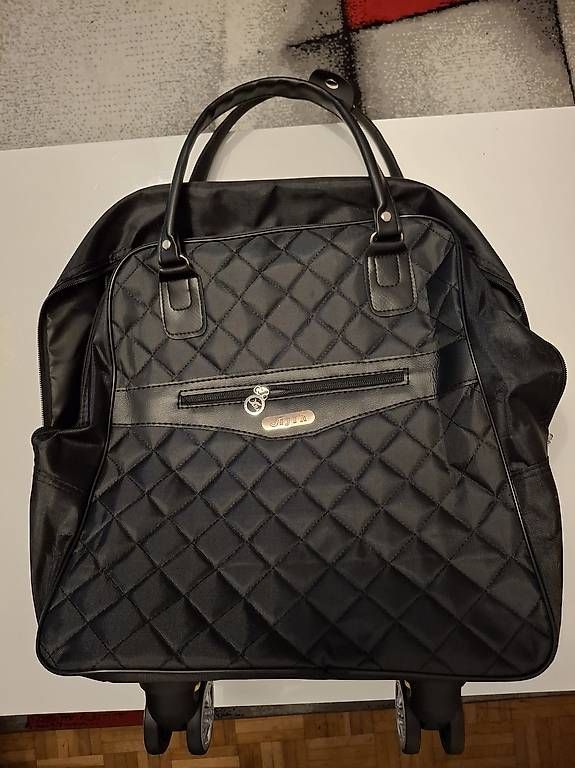Borse: grosse elegante Handtasche mit Rollen – Usato da Effretikon venduto da CorneliaM03 2
