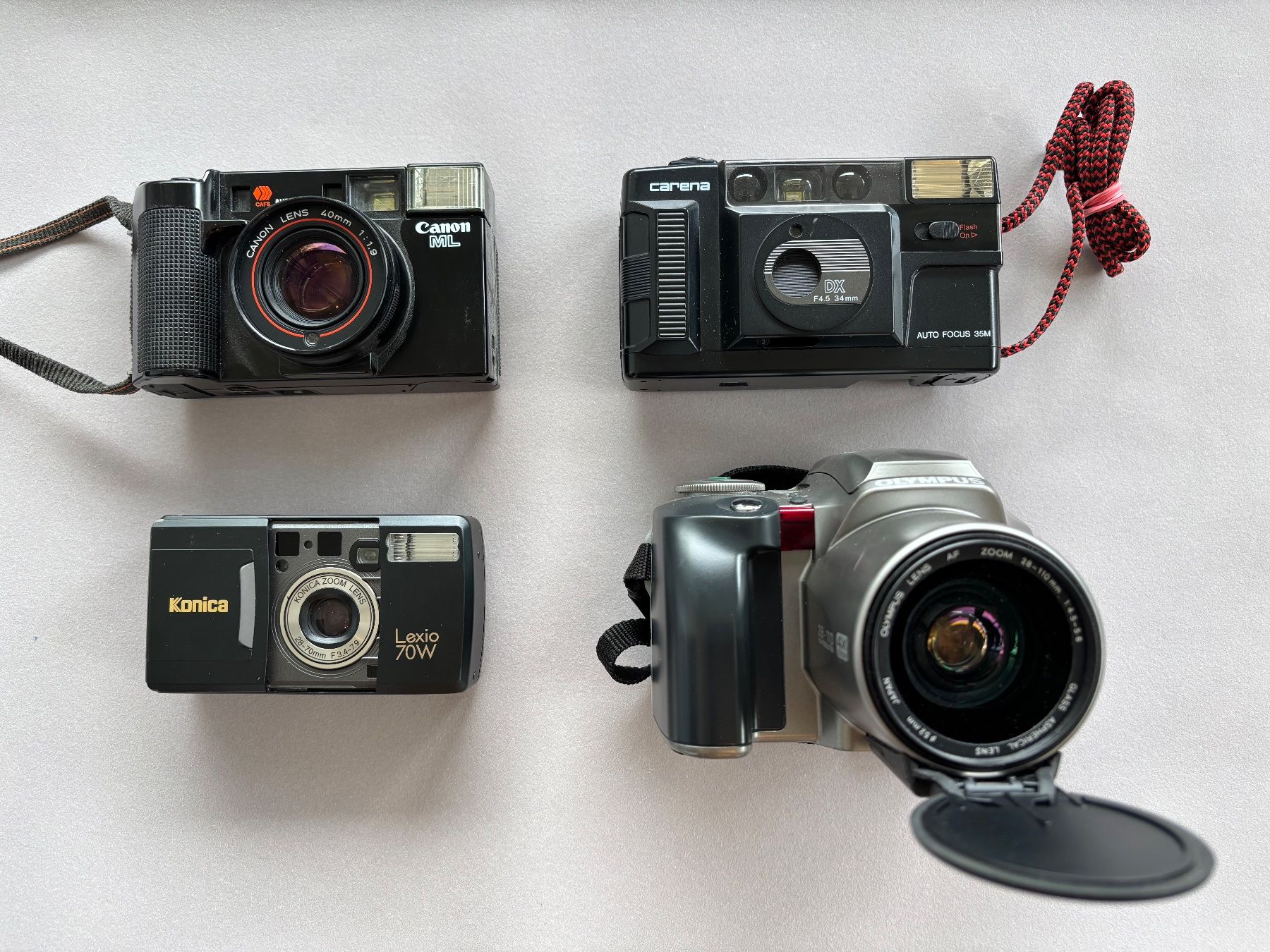 Fotocamera: Analoge Kamera Set – Difettoso da Neukirch (Egnach) venduto da Endothermie-1970