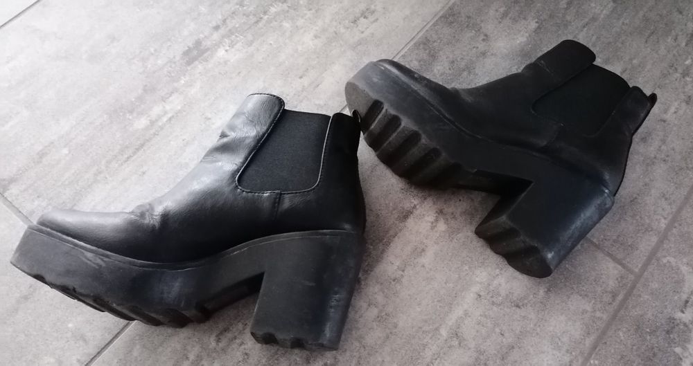Damenschuhe: Schuh Gr. 37 schwarz – Gebraucht aus Entlebuch von Waldschratt65 3