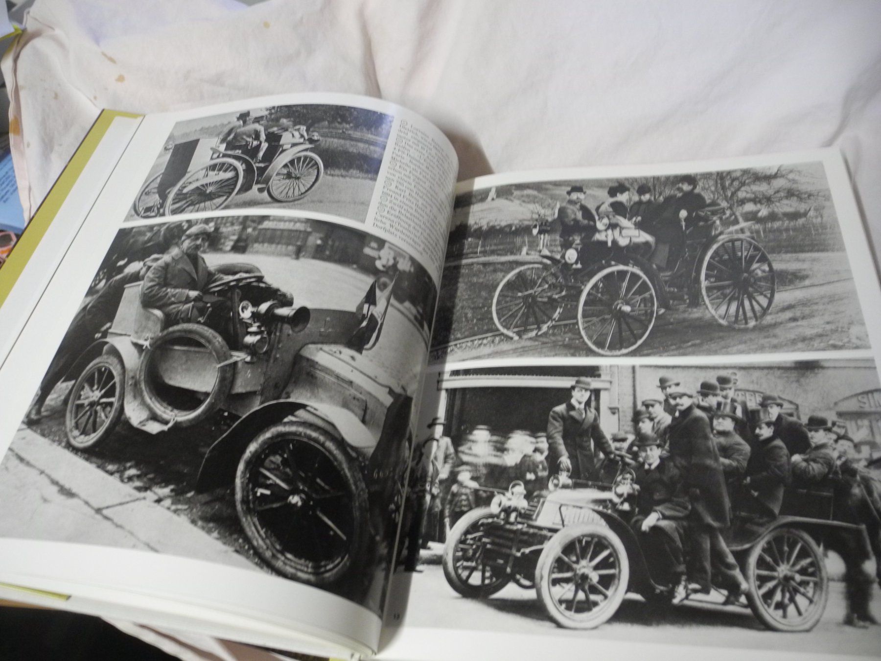 Libri: BUCH   DAS GROSSE BUCH DER OLDTIMER  IM UMKARTON  SEHR GUT – Usato da Gurtnellen venduto da Murmeli99 3
