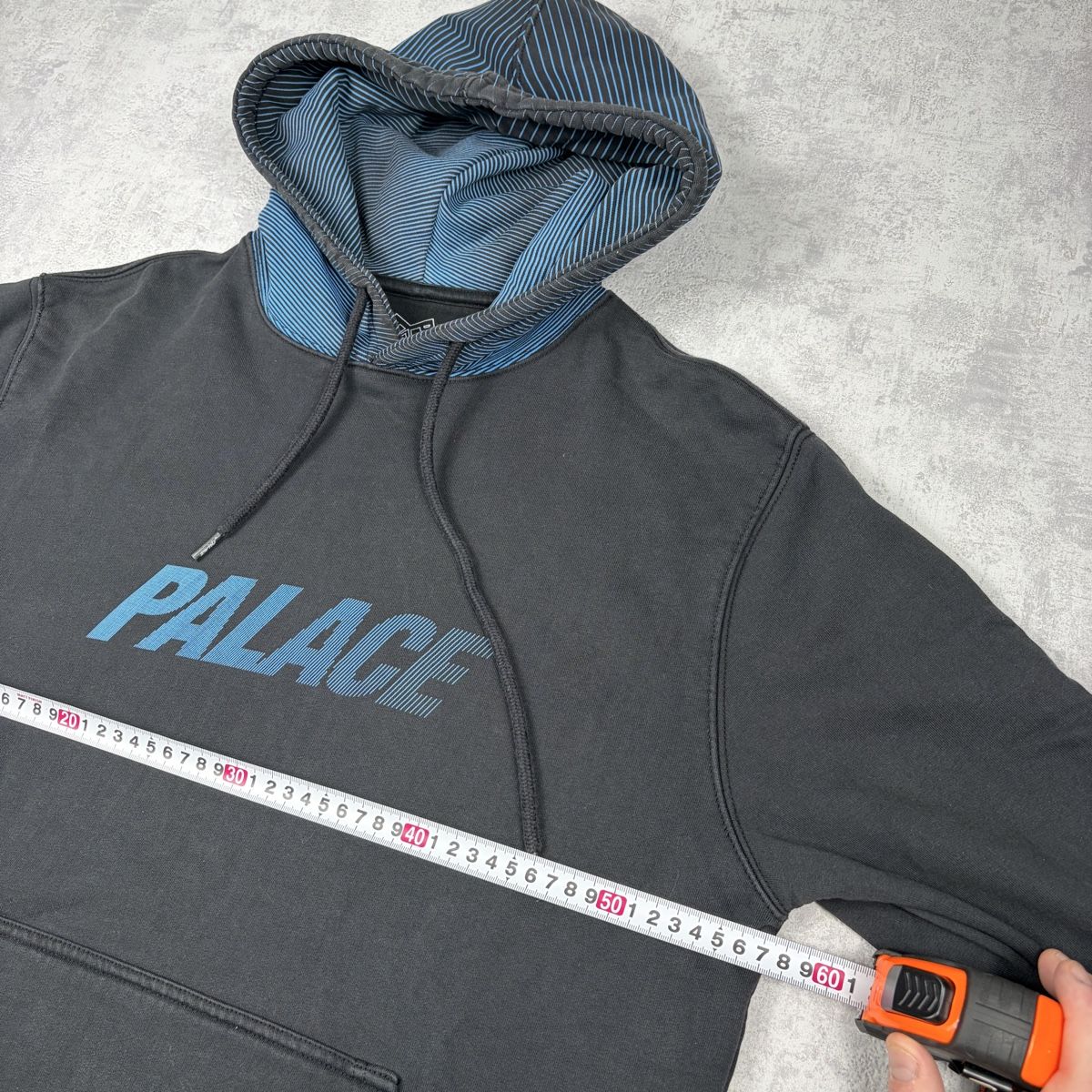 Palace Maglioni & Felpe: Pull à capuche Palace Noir et Bleu Vintage - M – Nuovo (secondo la descrizione) da Hauterive NE venduto da Leo_o 6