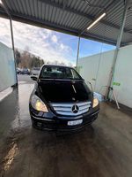 Mercedes B200, Automatik, Sitzheizung, Parksensoren 