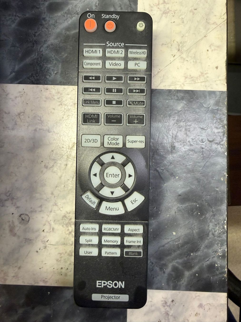 Epson Vidéoprojecteurs: Epson EH-TW9000 Model: H399B defekt – Défectueux à Oberengstringen par Limmat8102 3