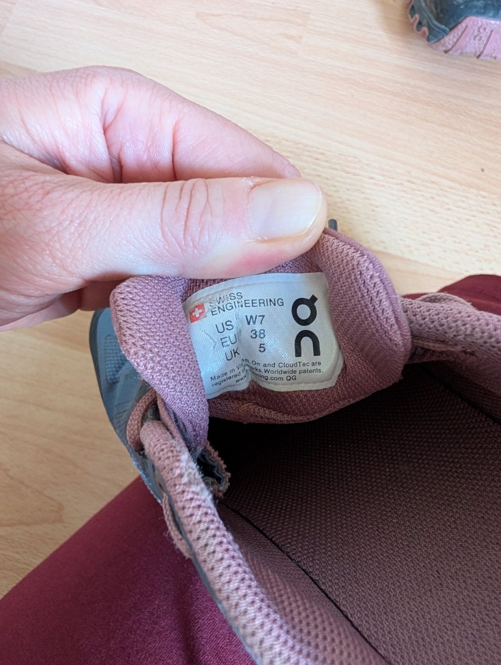 On Chaussures femmes: On Cloudventure 38 waterproof – D'occasion à Luzern par lal_8z2w 4