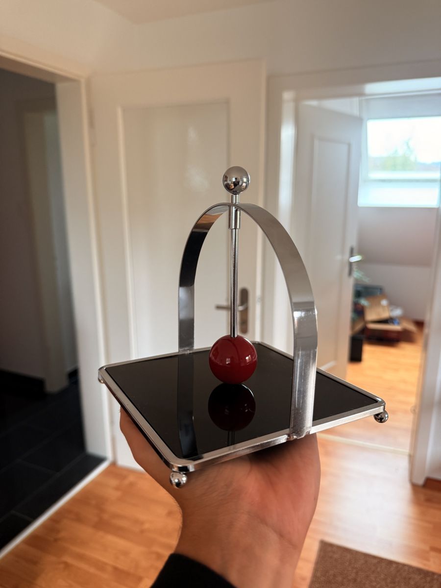 Supporti a parete: Serviettenhalter Mid Century / Space Age – Usato da Ostermundigen venduto da FormFund