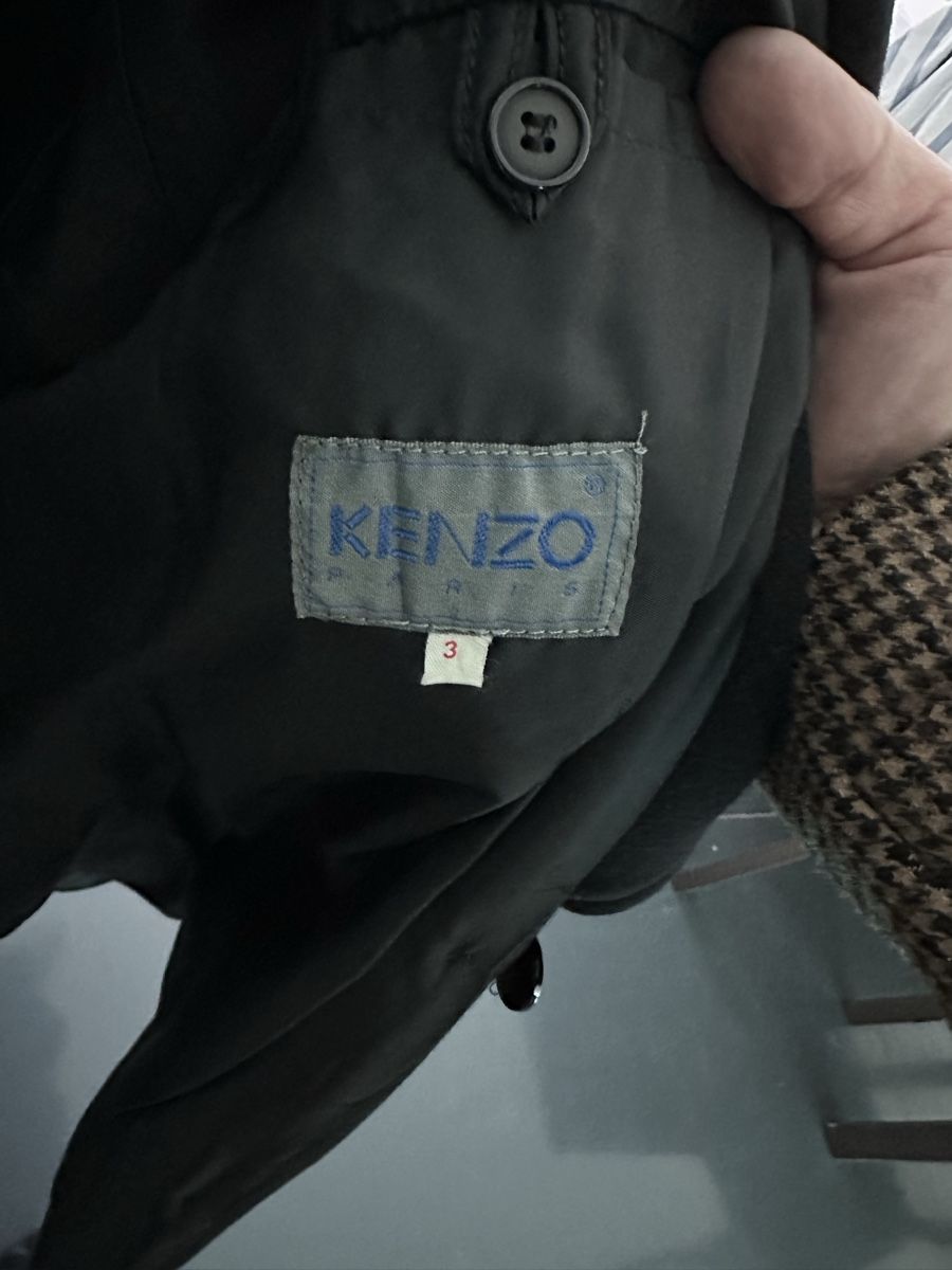 Kenzo Cappotti: Kenzo Mantel Vintage – Usato da Schlieren venduto da James1010 2