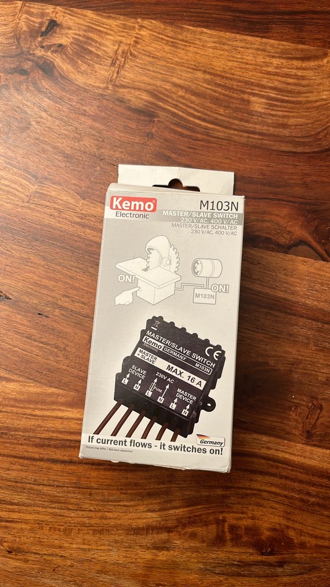 Interruttori: Kemo M103N Master/Slave Schalter - Neuwertig & Original – Nuovo e nell'imballaggio originale da Zwillikon venduto da Traktorjoe